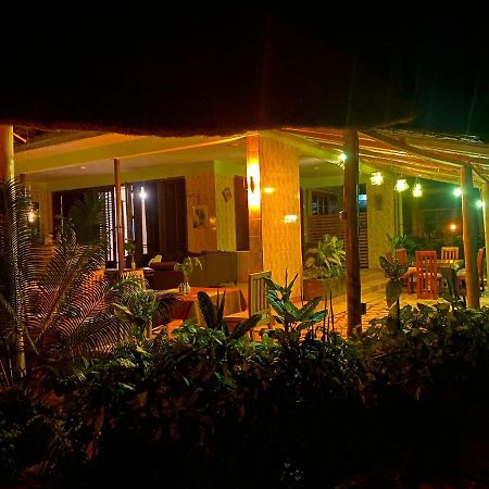 Afro Smile Hotel & Guest House - Jinja Extérieur photo