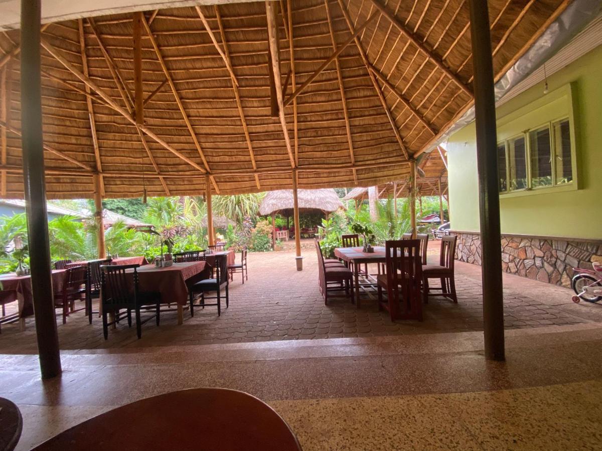 Afro Smile Hotel & Guest House - Jinja Extérieur photo